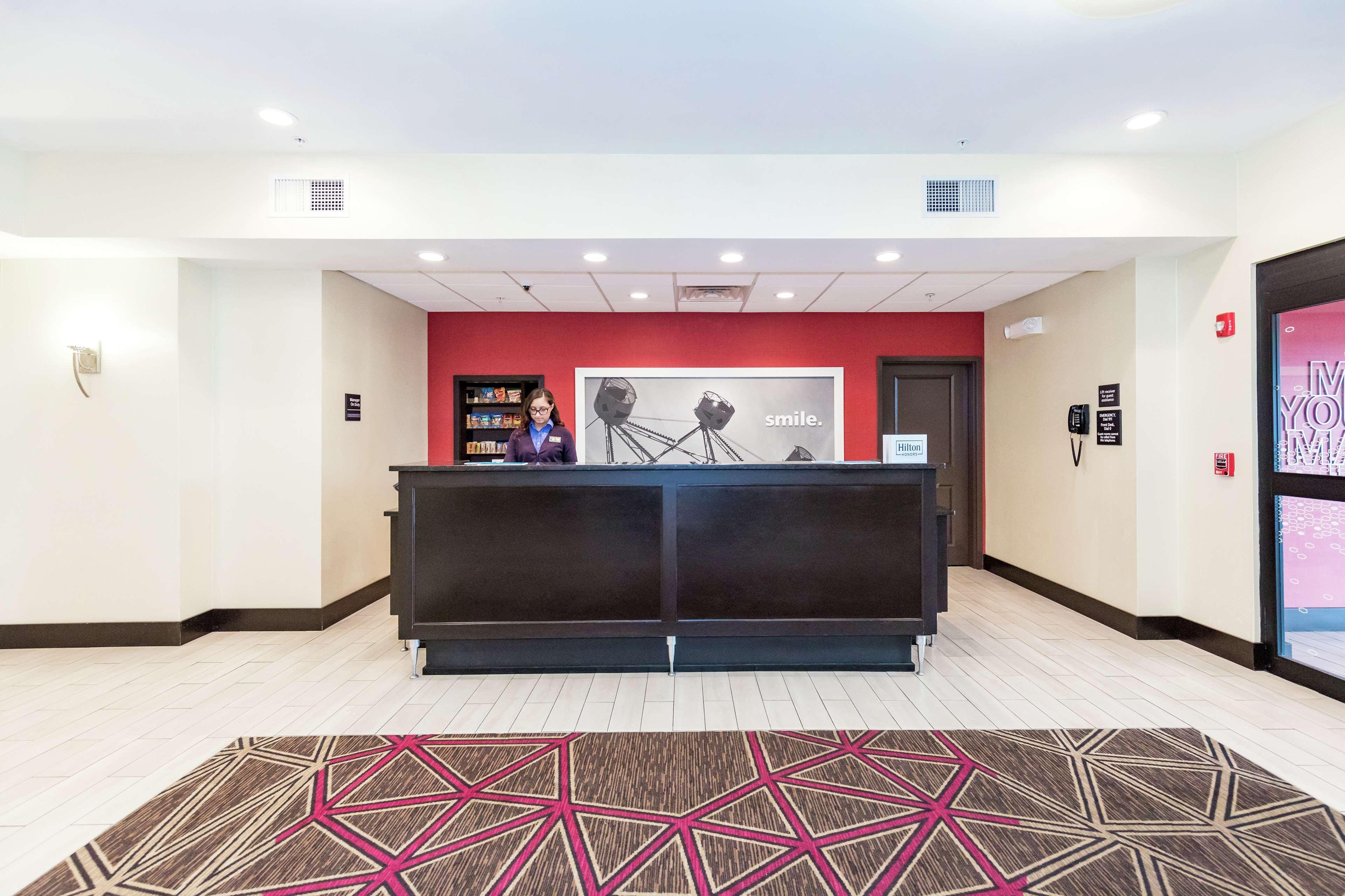 Hampton Inn And Suites Sandusky/Milan Exterior photo