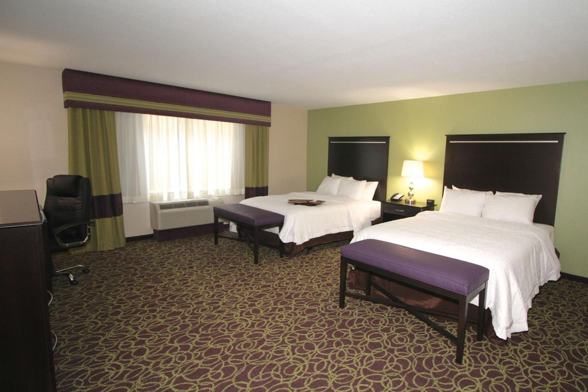 Hampton Inn And Suites Sandusky/Milan Exterior photo